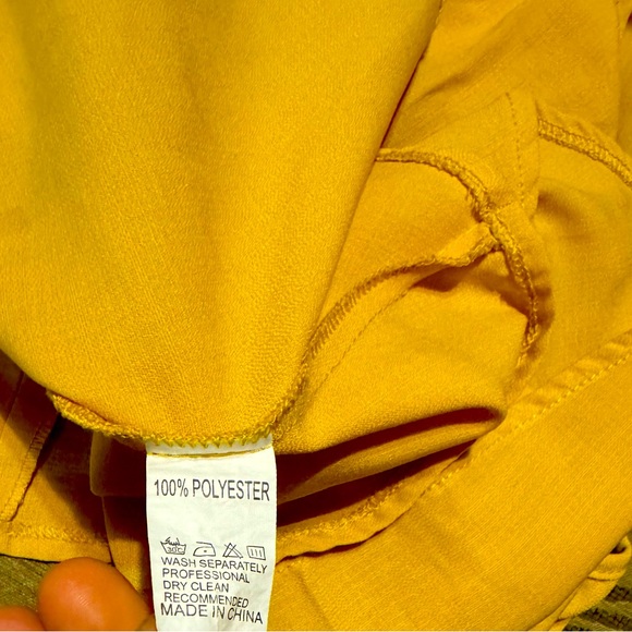 Ladies Plus Dark Golden Flare Cut-Out Drop Shoulder Blouse - Picture 5 of 7